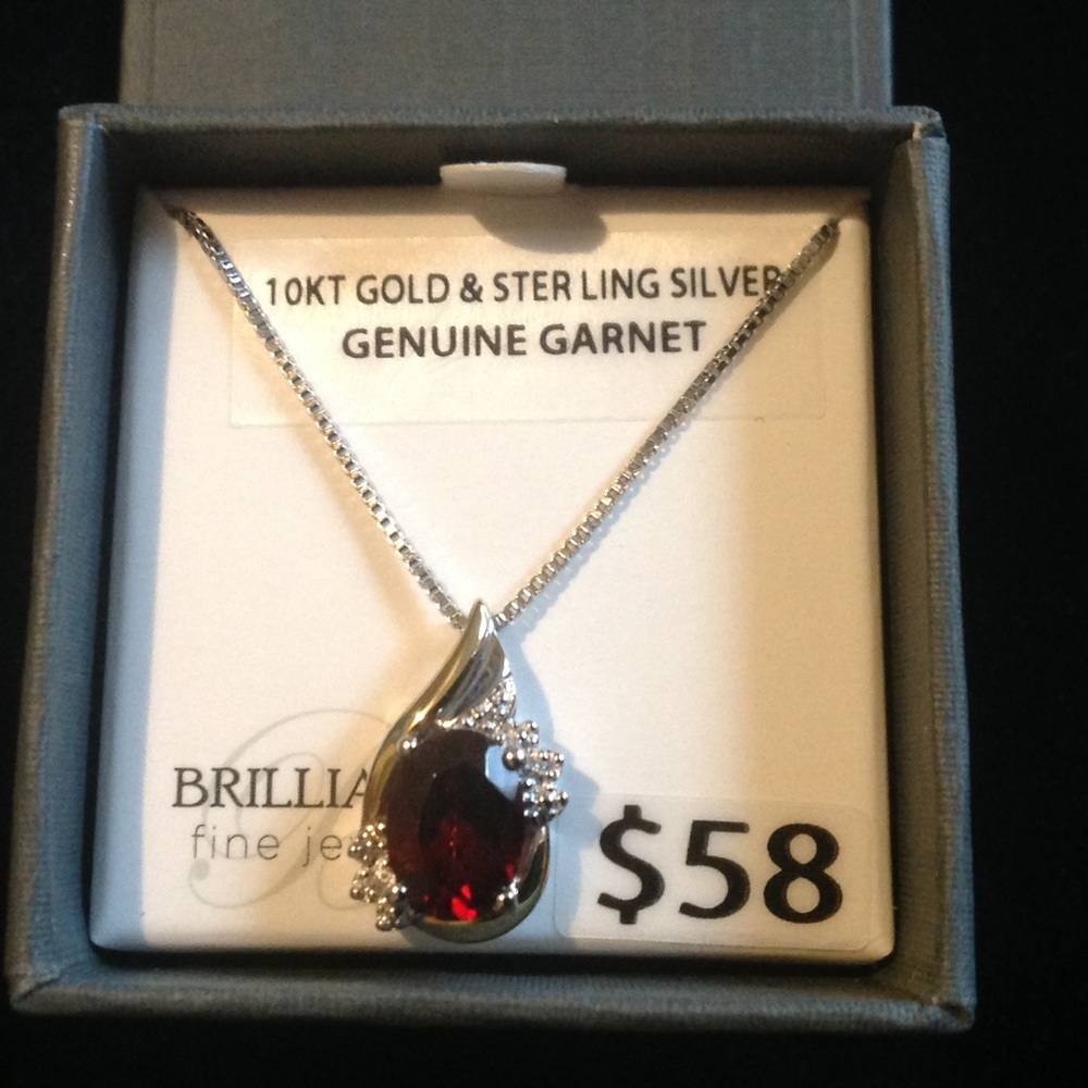 COPY - Ladies NWT necklace
